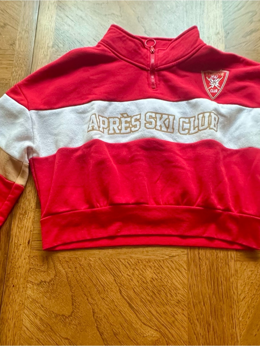 Alpine Red, White & Tan 'Après Ski Club' Quarter-Zip Sweatshirt
